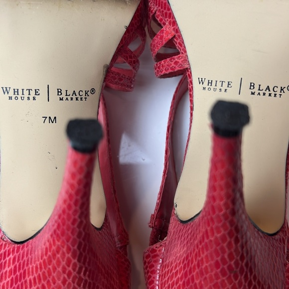 ❤️WHITE HOUSE BLSCK MARKET RED LEATHER SNAKESKIN PRINT 4.5” HEELS SIZE 7 MEDIUM - Picture 16 of 16